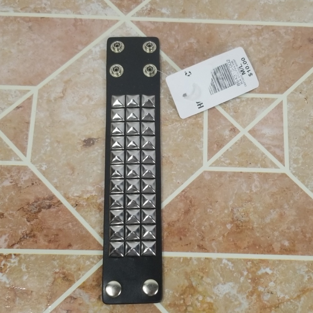 Hot Topic Leather Bracelet